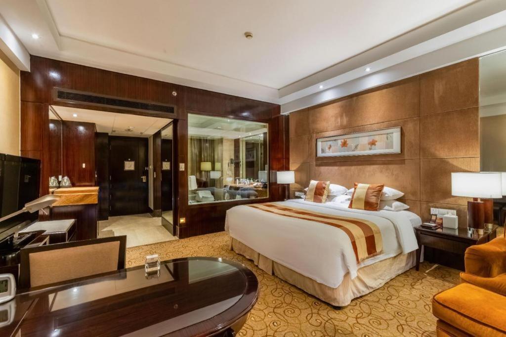 New Century Grand Hotel סוג'ואו מראה חיצוני תמונה
